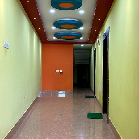 Msm Residency Hotel Puri Buitenkant foto