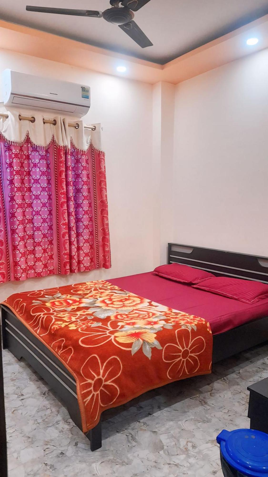 Msm Residency Hotel Puri Buitenkant foto